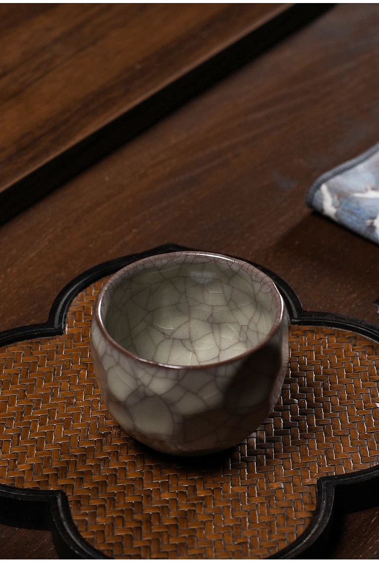 Handmade Ice Crack Porcelain Tea Cup — Wabi-Sabi Ceramic Gongfu Cup